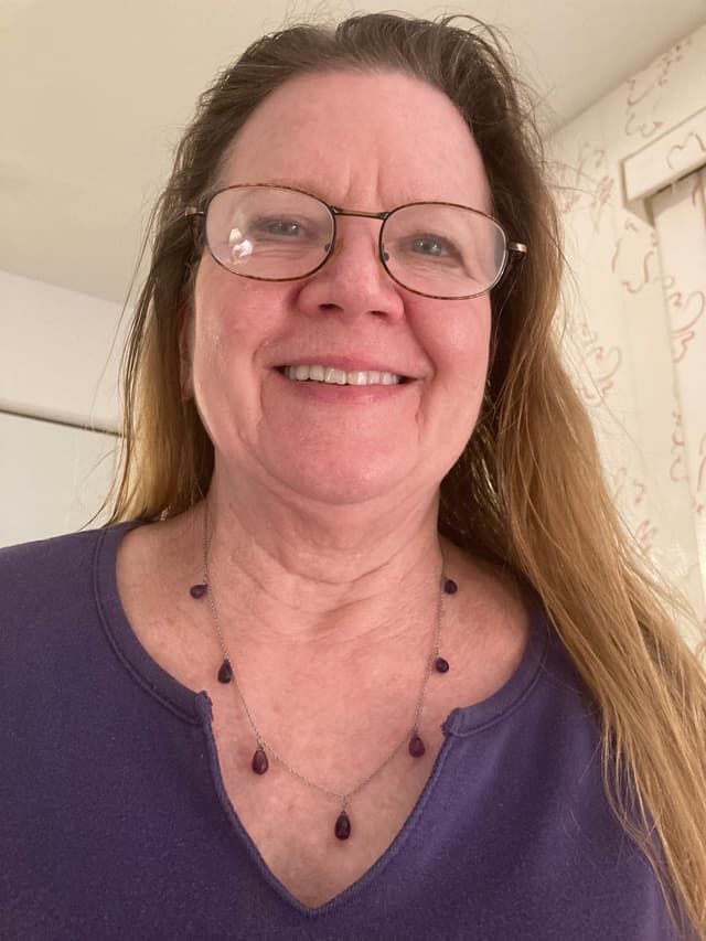 Roberta is wearing her new sterling silver and amethyst necklace!!!