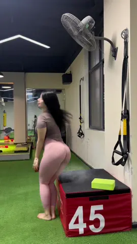 Outfit tập gym nhà em #quanaotapgym #Master2023byTikTok #clothing #boutique #reviewlamdep 