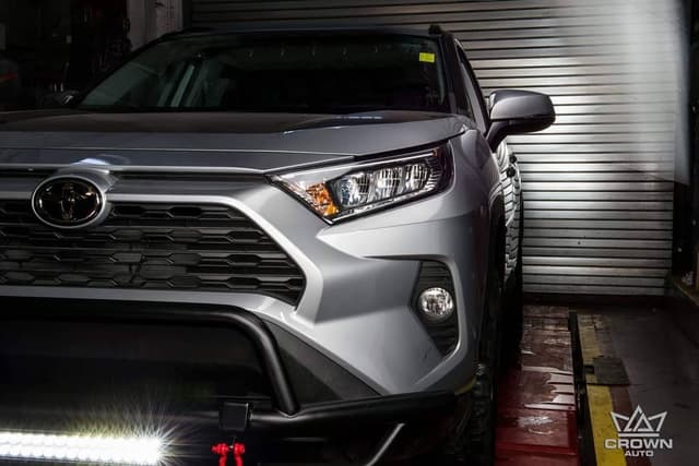 RAV4 with #TrailFX LED Light Bar

Right now save $25 via rebate on TrailFX LED Lights ðŸ˜Ž
ðŸ“·: @cr